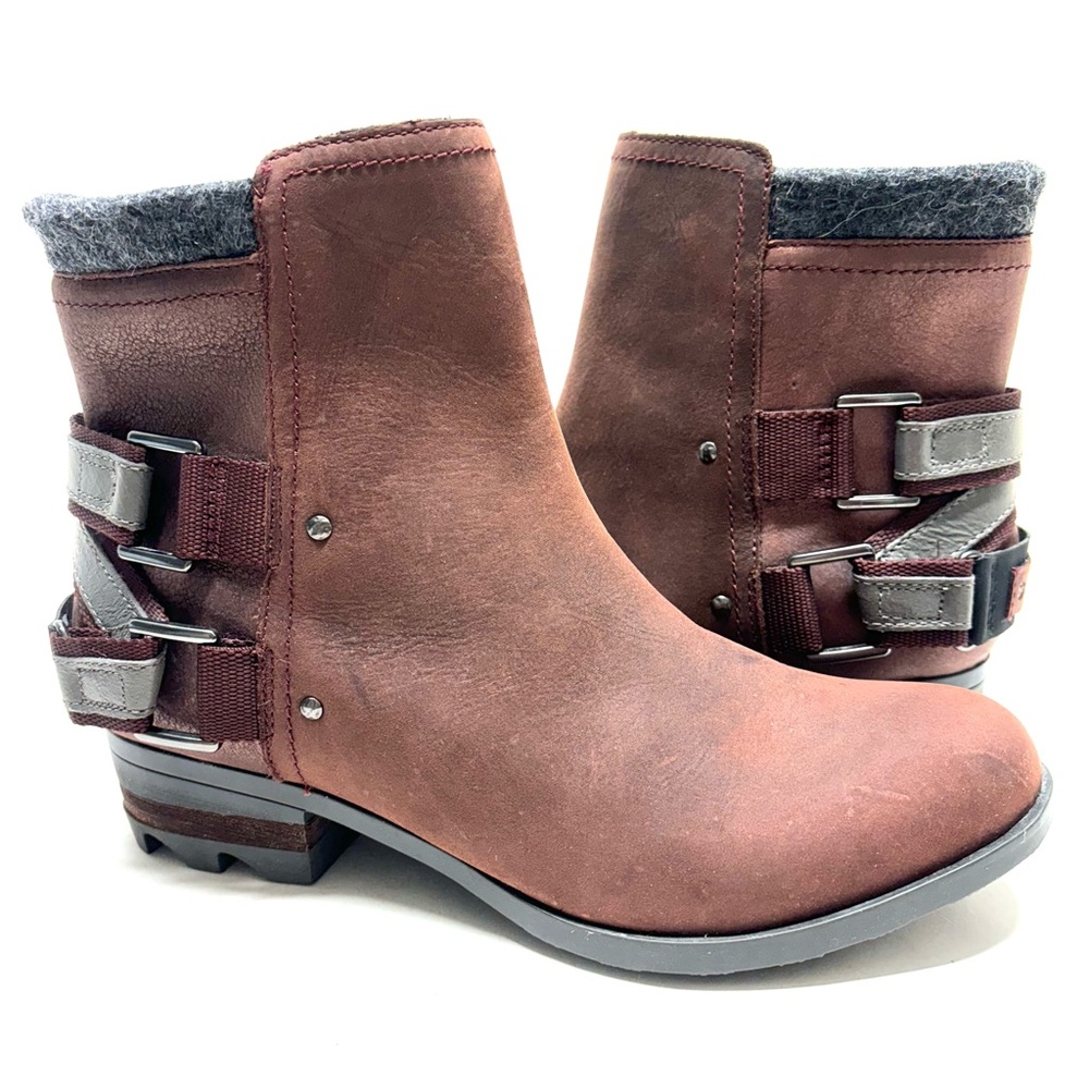 Sorel Brown Leather Ankle Boots with Metallic Accent & Felt Cuff - Picture 14 of 16